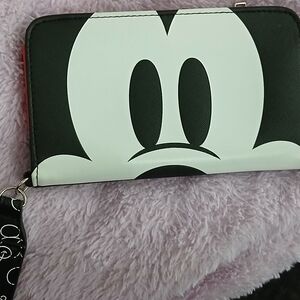 Disney Mickey Mouse Wallet Wristlet with Tech Pocket for Cellphone Bioworld